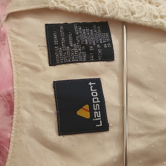 Liz Sport Vest - Picture 2 of 5